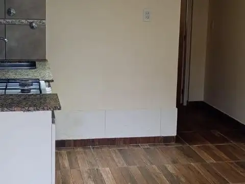 Depto Tipo Casa en Alquiler de 1 dormitorio