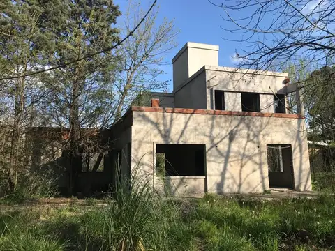 Mexico al 800 e/Holanda y Av. Ruta 210