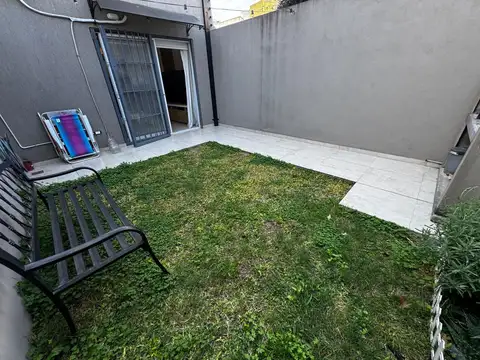 Depto Tipo Casa en Venta con 1 cocheras