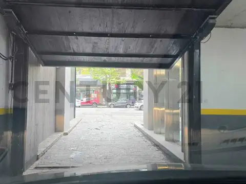 Cochera fija, Acceso por rampa, Seguridad 24 hs