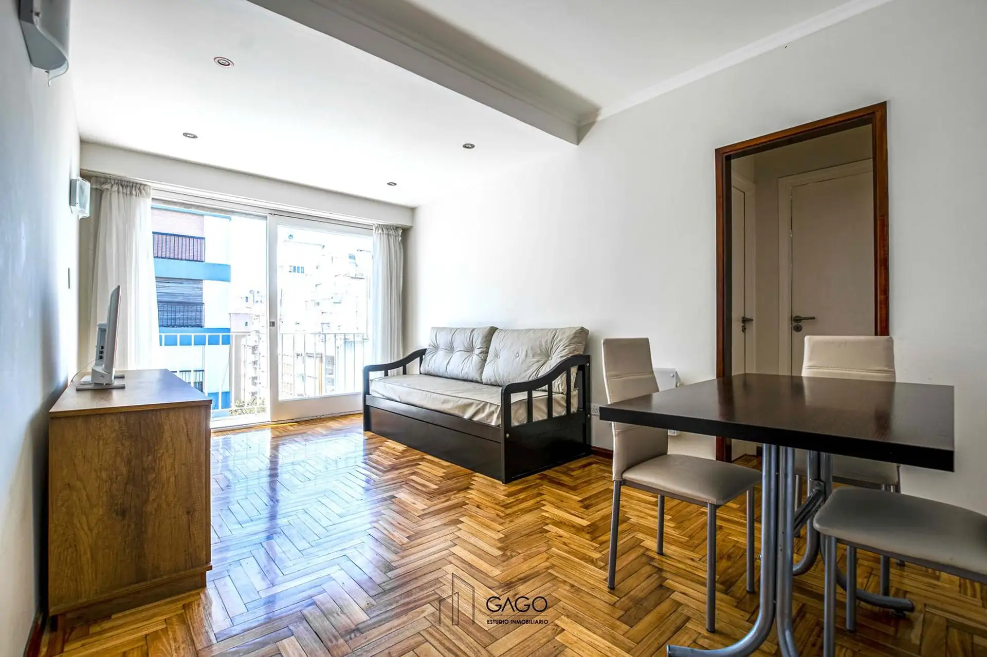 Departamento en Brown 1800