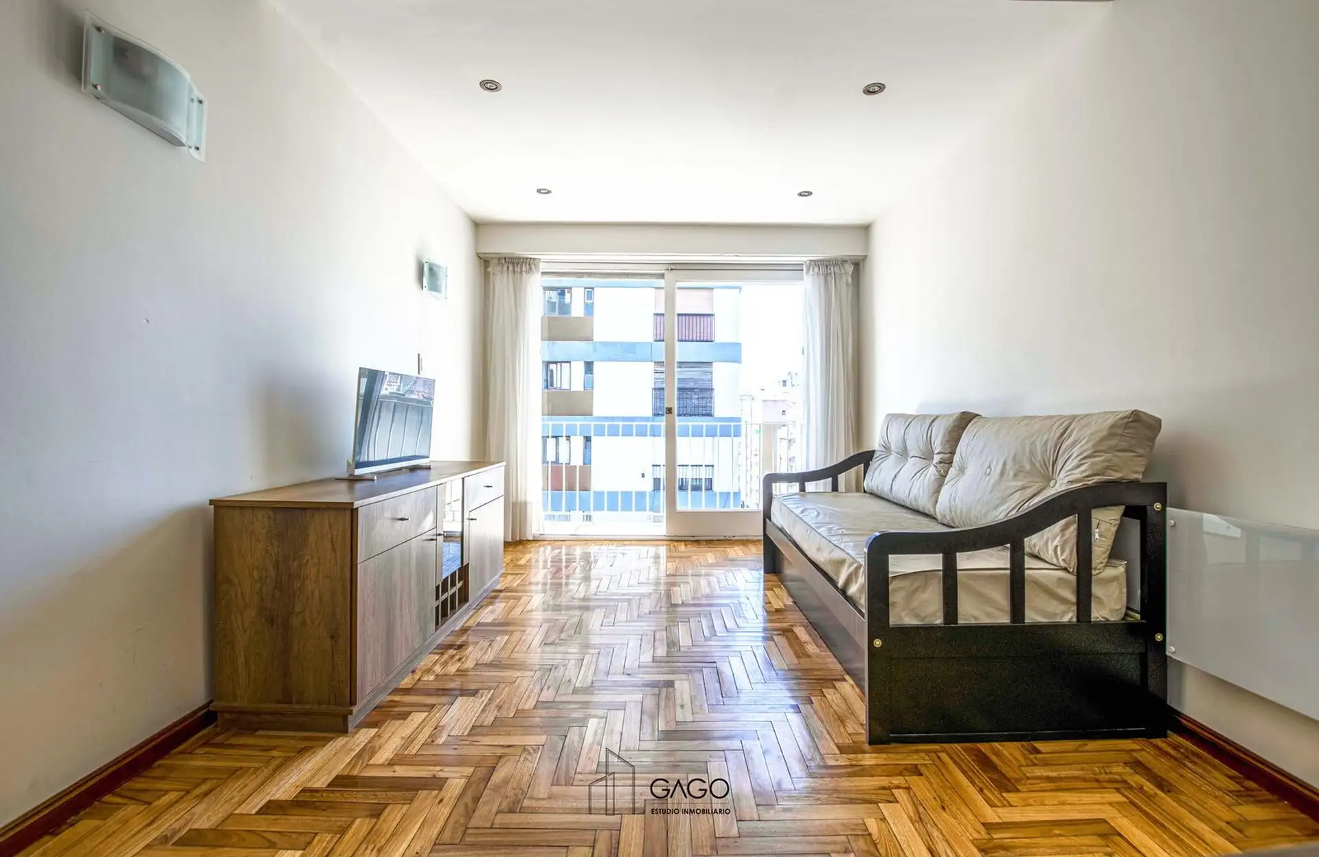 Departamento en Brown 1800