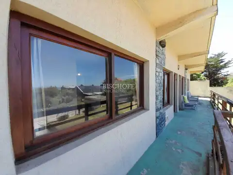 EXCELENTE DEPARTAMENTO DE 3 AMBIENTES CON VISTA AL MAR