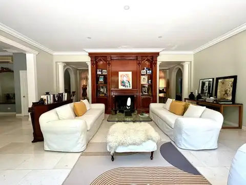 Venta casa 10 amb. en Golf Club Argentino, Pilar.
