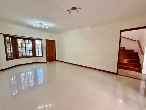 Depto Tipo Casa en Venta de 3 dormitorios