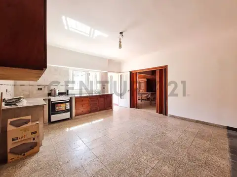 PH EN VENTA, 1 DORMITORIO CON PATIO, TOLOSA