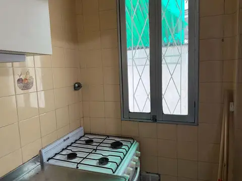 Depto Tipo Casa 2 ambientes con 1 baño