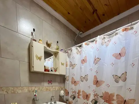Casa 3 ambientes con 2 baños