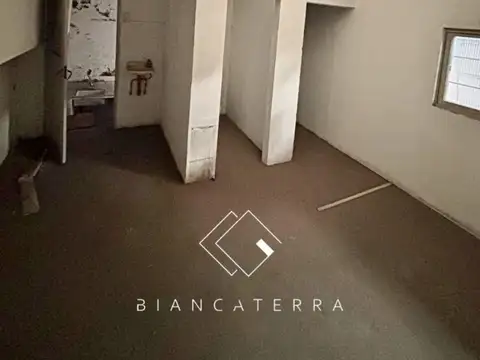 GALPÓN EN VENTA - FRAGA AL 3000