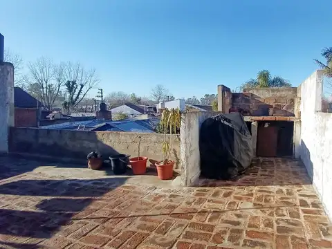 CASA LOTE/TERRENO 311 M2 + DPTO 3 AMB PARQUE LOMAS