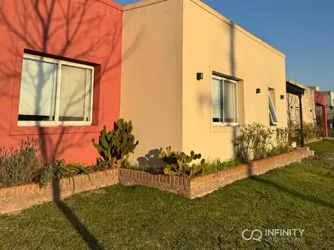 Casa en Venta en Fincas de San Vicente, USD 195.000