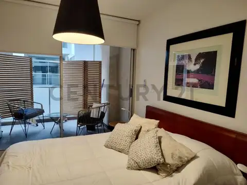 Acuña de Figueroa 1300, Piso 1