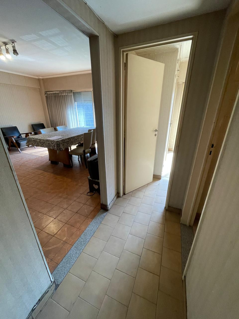 Muy amplio y cómodo depto 3 amb, hermoso balcón 