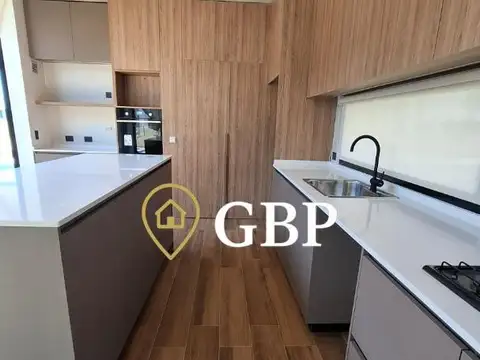 Casa en Venta en Canning, USD 280.000