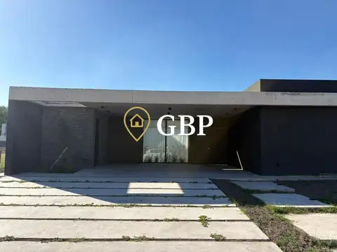 CASA EN VENTA EN CANNING BARRIO LA ALAMEDA