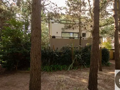Dúplex Comp. BRISA  Mar de las Pampas A metros del centro y a pasos de la playa