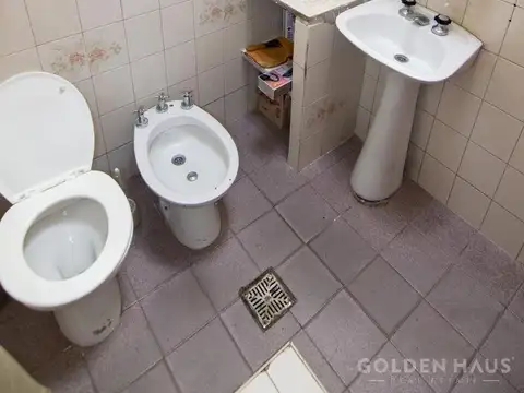 Depto Tipo Casa en Venta 40 años