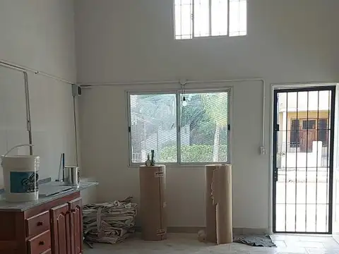 Depto Tipo Casa en Alquiler de Monoambiente