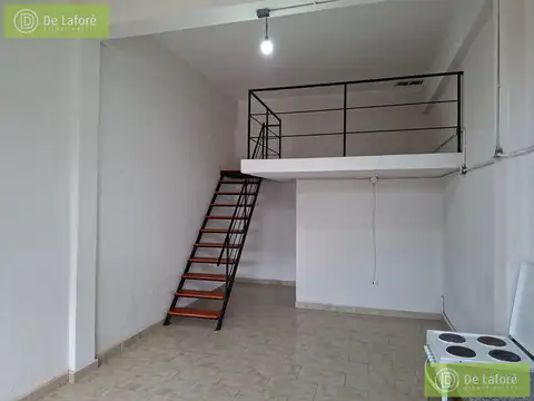 PH en  Virreyes,  monoambiente con entre piso,  próximo a medios de transporte