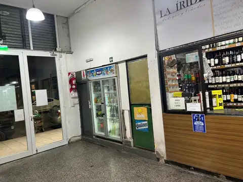 VTA. fondo de comercio, todo incluido.