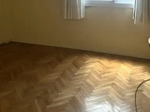 Comodo dos ambientes con cocina y baño reciclados