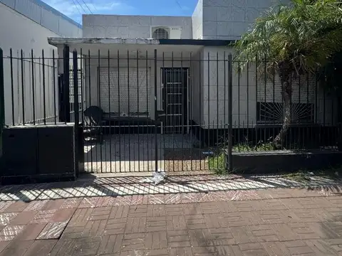 Av. Santa Fe 1300