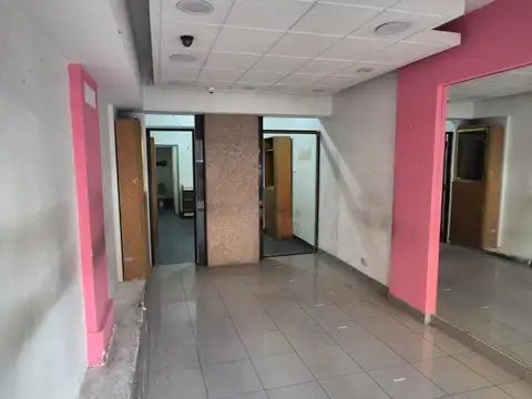 Local en Venta Via Pública