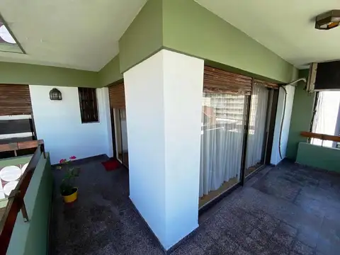 Av La Plata 462 , Piso 6