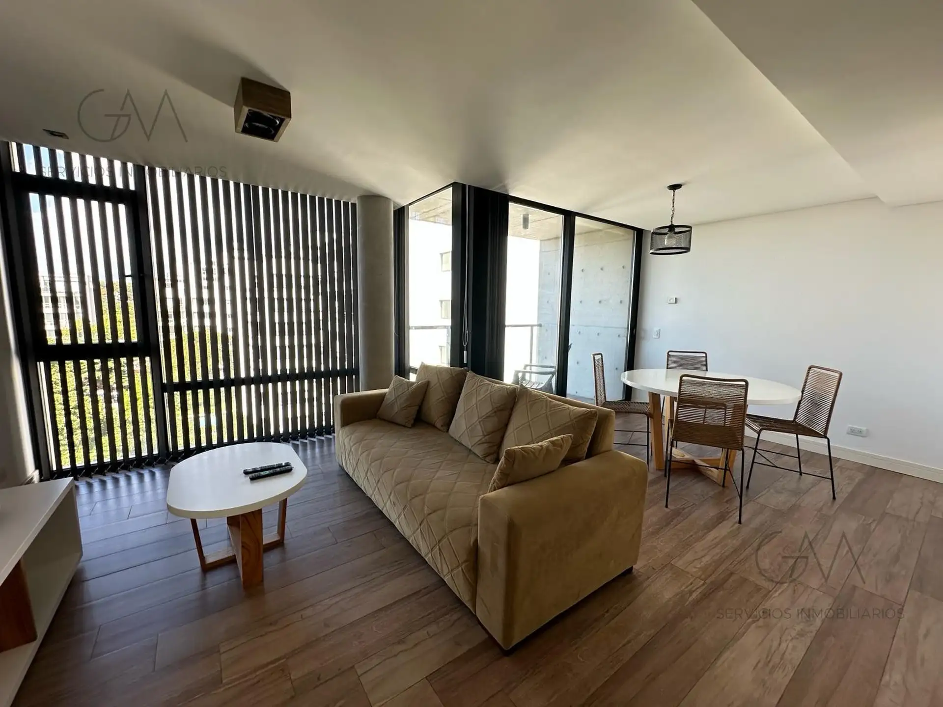 Depto 3 amb, 85m² en Zona Guemes con pileta y cochera