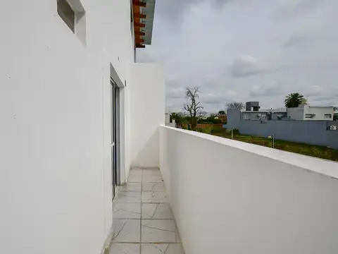 Departamento 4 ambientes con 2 baños