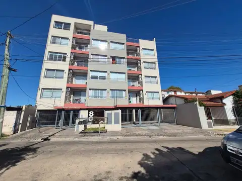 Venta Monoambiente Bernal Centro con cochera