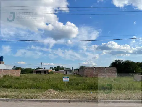Único Terreno  en Venta Sobre Av. Marconi asfaltada.-
