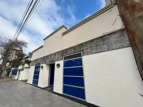 Av. Hipolito Yrigoyen  7853