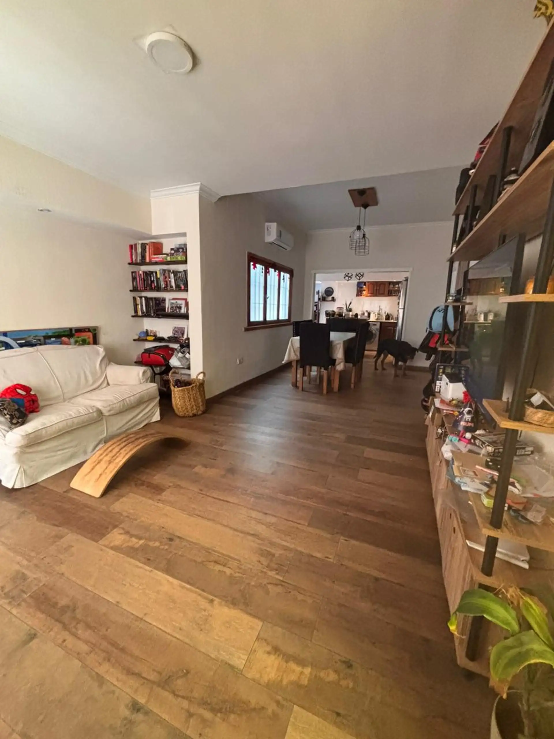 VENTA CHALET RECICLADO 3 AMB, GARAGE DOBLE, PARQUE