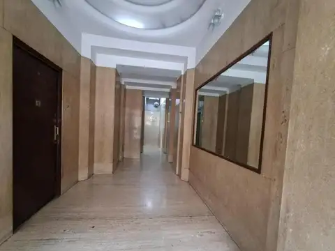 VENTA PB 4 AMB 2 BAÑOS RIOBAMBA Y CORDOBA FINANCIA PERMUTA