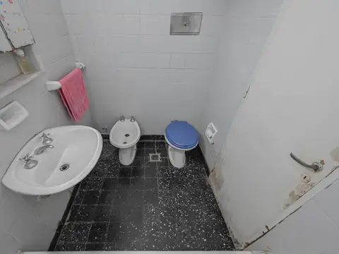 Departamento en venta en Villa General Mitre – Muy luminoso – 3° piso por escalera