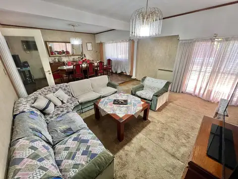 CASA VENTA 5 AMB PATIO+QUINCHO+PILETA A/CREDITO