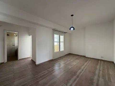 Venta Departamento 2 1/2 ambientes Flores Apto Profesional