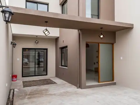 Casa en Venta en Barrio Grand Bourg, USD 230.000