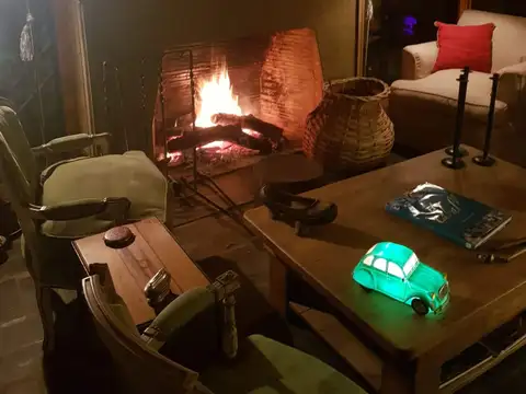 Casa en Venta con 4 cocheras
