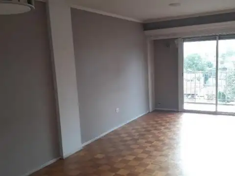 AVDA HIPOLITO YRIGOYEN 5000, Piso 5