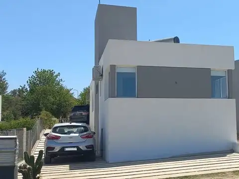 Casa en Venta Tierralta 3Dorm, Pileta, Planta Baja