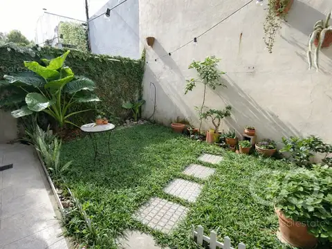 venta permuta departamento en villa devoto dos ambientes con jardin apto credito