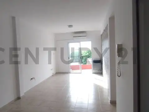 61 e/ 25 y 26 , Piso 0