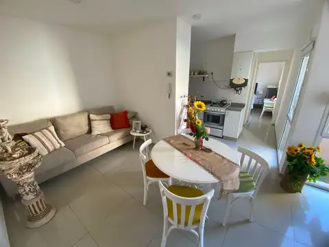 Departamento de 2 AMB - Complejo con PILETA y SUM