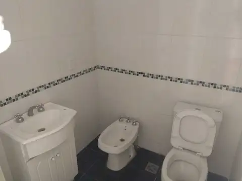 Departamento 2 ambientes con 12 baños