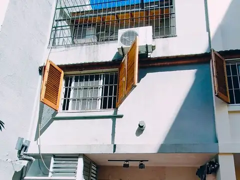 Depto Tipo Casa en Venta de 3 dormitorios