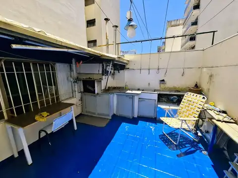 Departamento tipo casa de 3 ambientes con terraza exclusiva