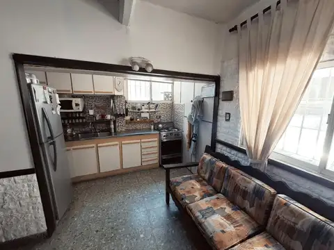 Depto Tipo Casa en Venta de 3 ambientes