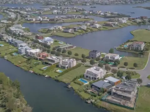 Lote en venta en Puertos del Lago Barrio Nativas
